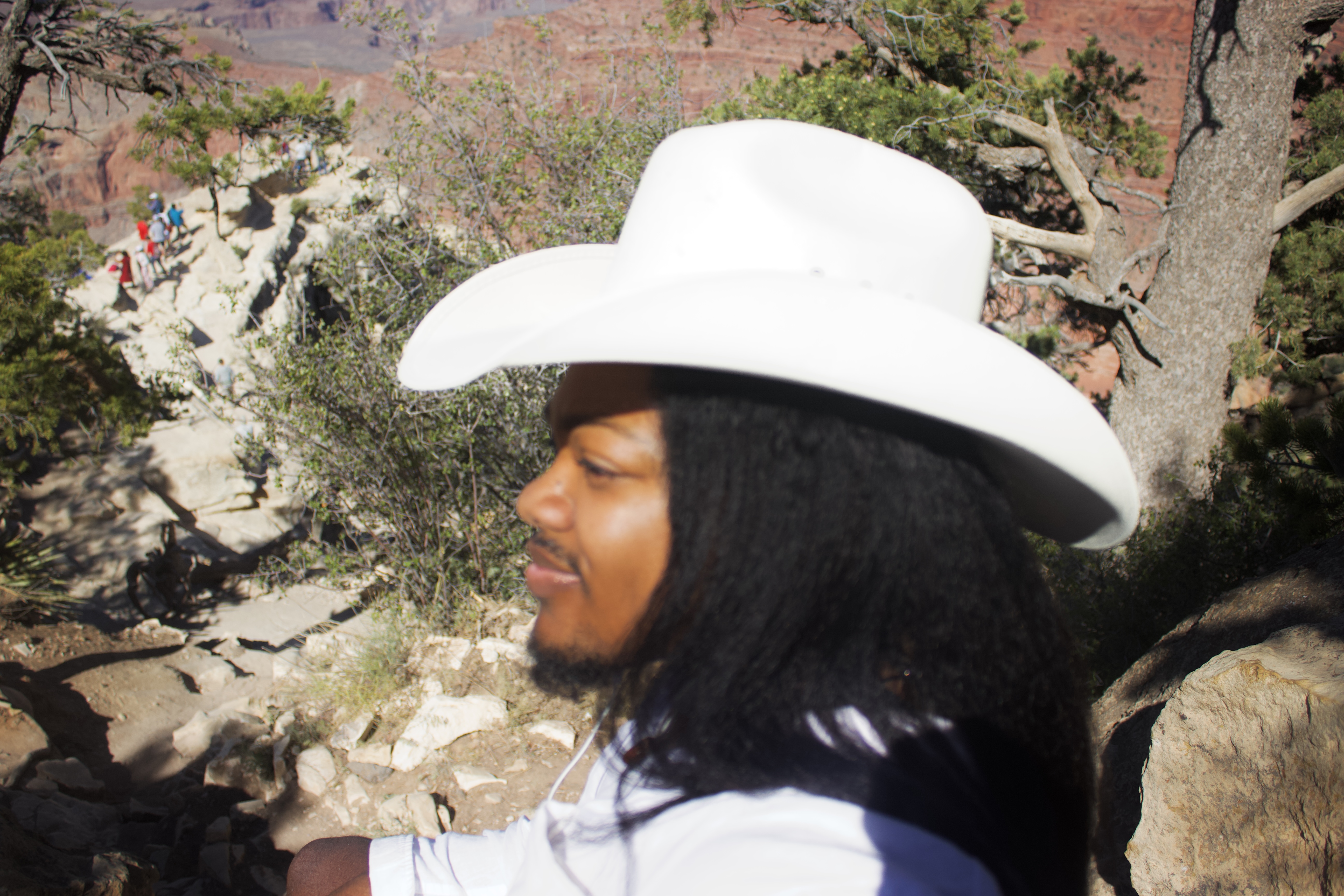 ladyofthecanyon4